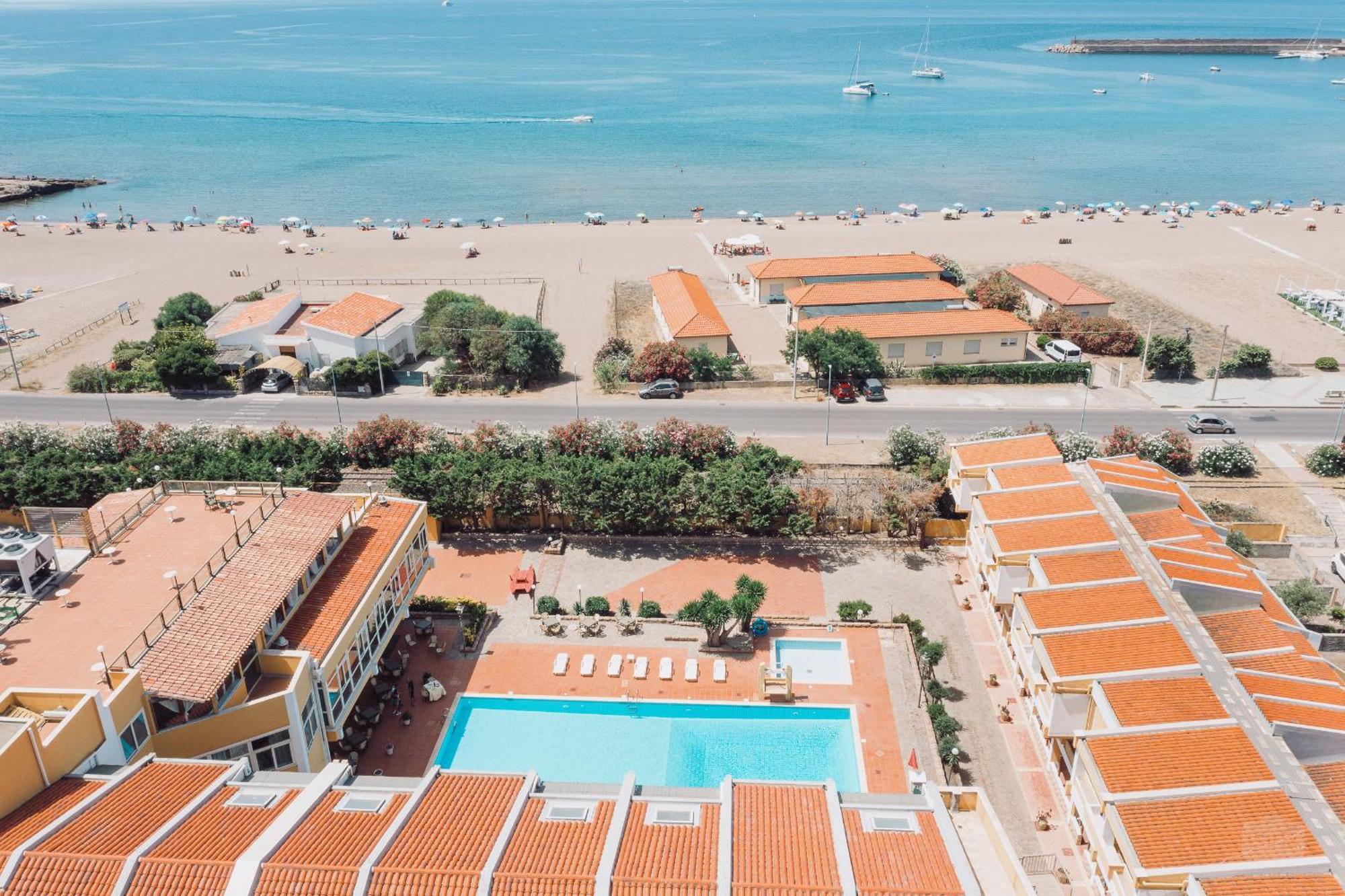 Malaspina Hotel & Resort Боза Екстер'єр фото