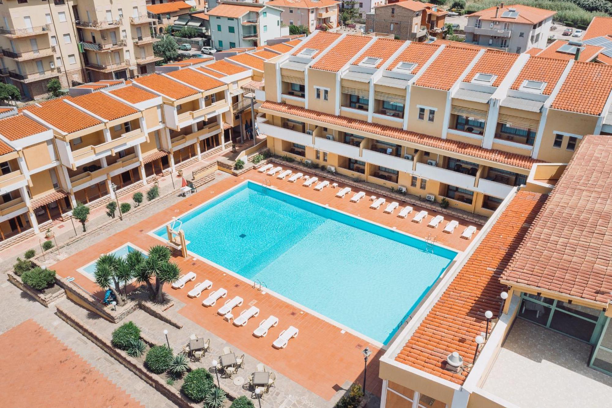 Malaspina Hotel & Resort Боза Екстер'єр фото