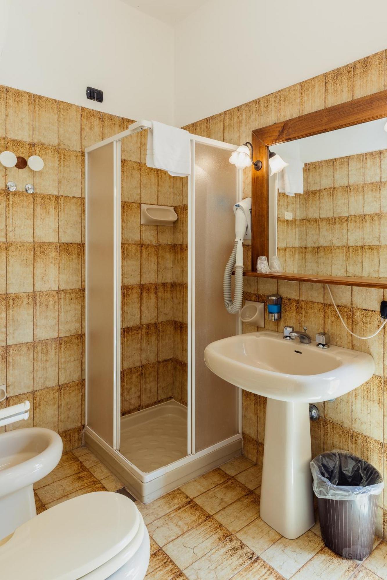 Malaspina Hotel & Resort Боза Екстер'єр фото